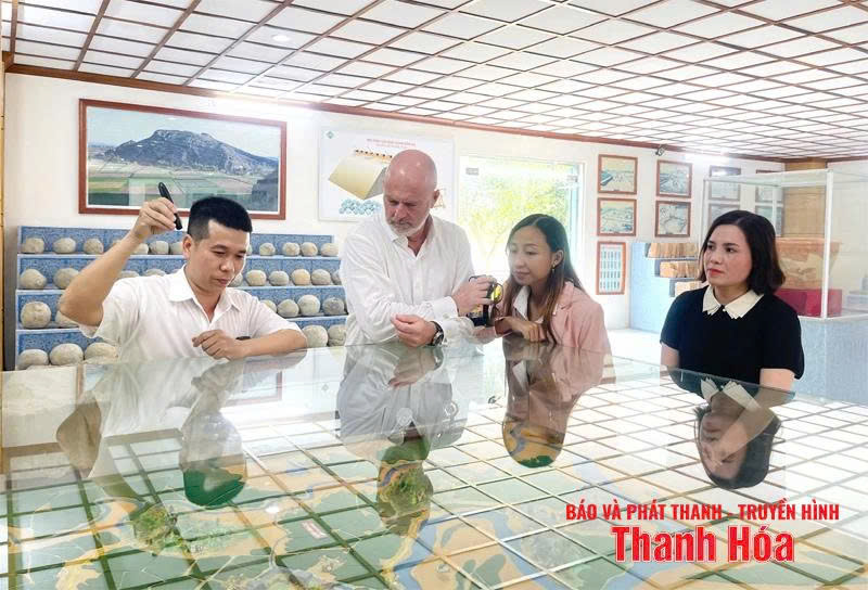 Đổi mới cách tiếp cận di sản văn hóa trong kỷ nguyên số