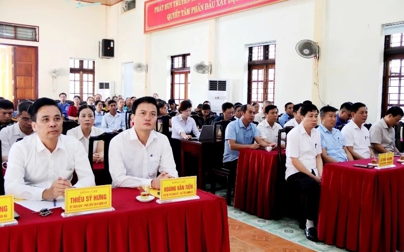 Xã Định Tân phát động và hưởng ứng Ngày chuyển đổi số Quốc gia