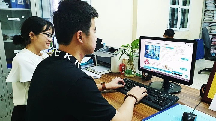 Tích cực chuyển đổi số để phục vụ nhân dân tốt hơn