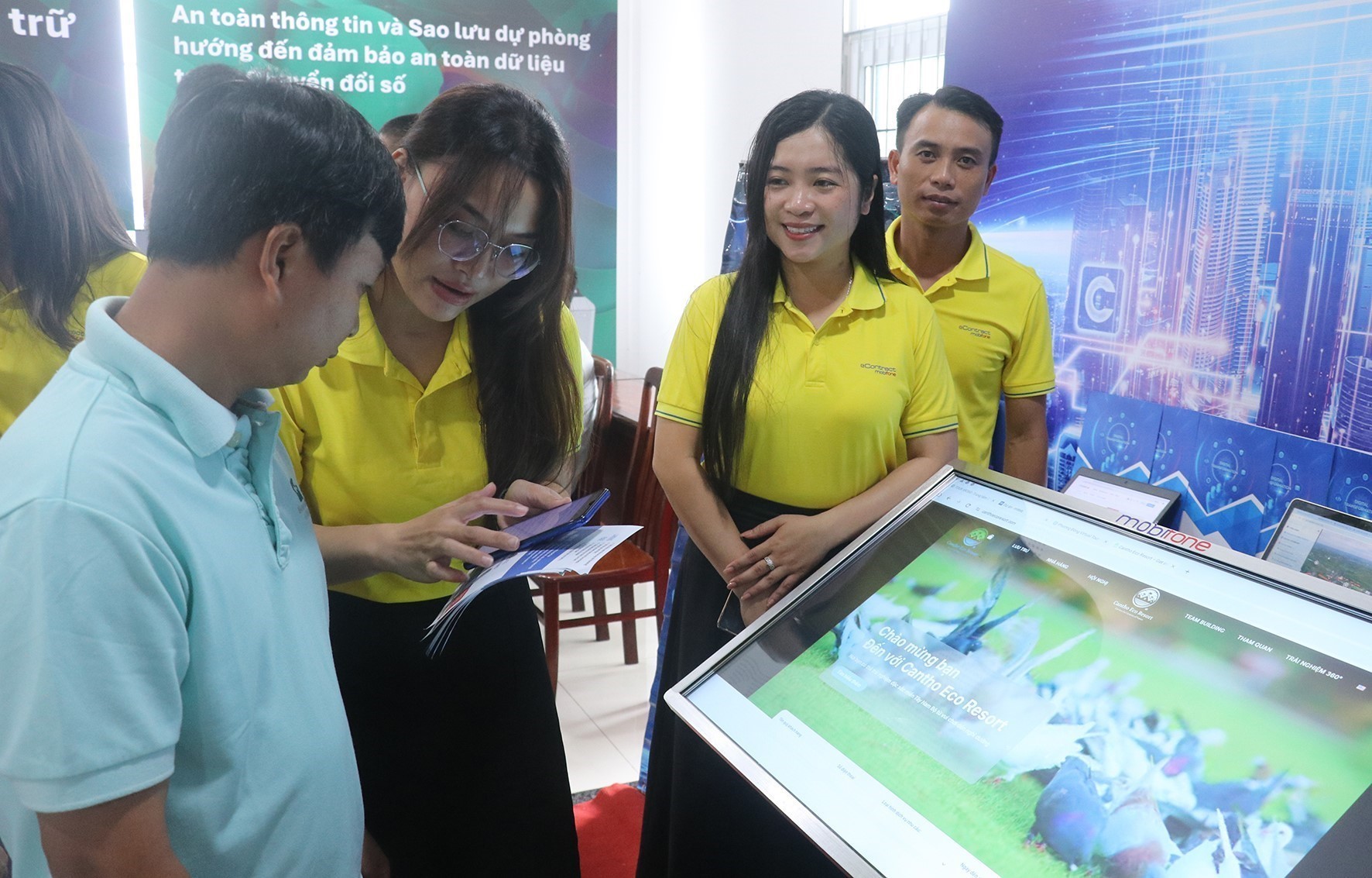 Chuyển đổi số của các doanh nghiệp ngành bán lẻ tại Việt Nam