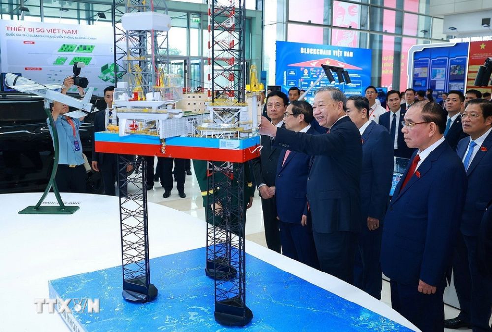 Một số giải pháp tự chủ công nghệ và ứng dụng thành tựu khoa học tiên tiến góp phần phát triển khoa học, công nghệ Việt Nam trong giai đoạn mới