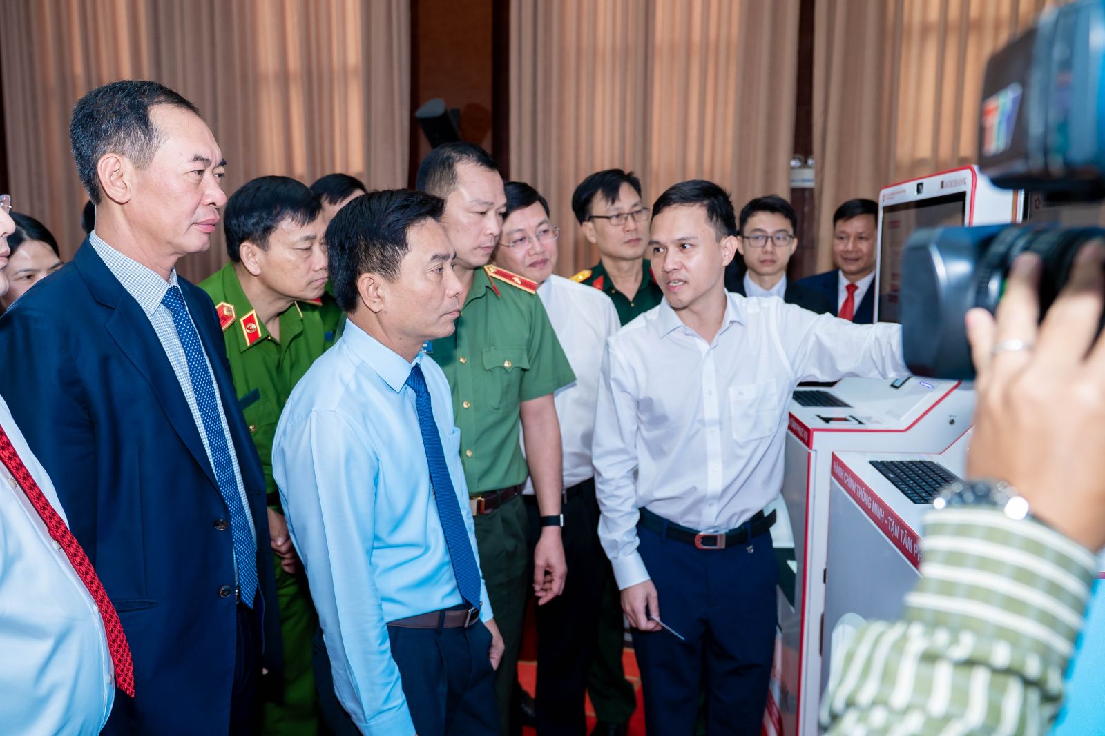 Thanh Hóa thí điểm Kiosk thông minh: Đột phá từ tư duy quản trị đến thực tiễn phục vụ Nhân dân trong kỷ nguyên số (Kỳ 1)