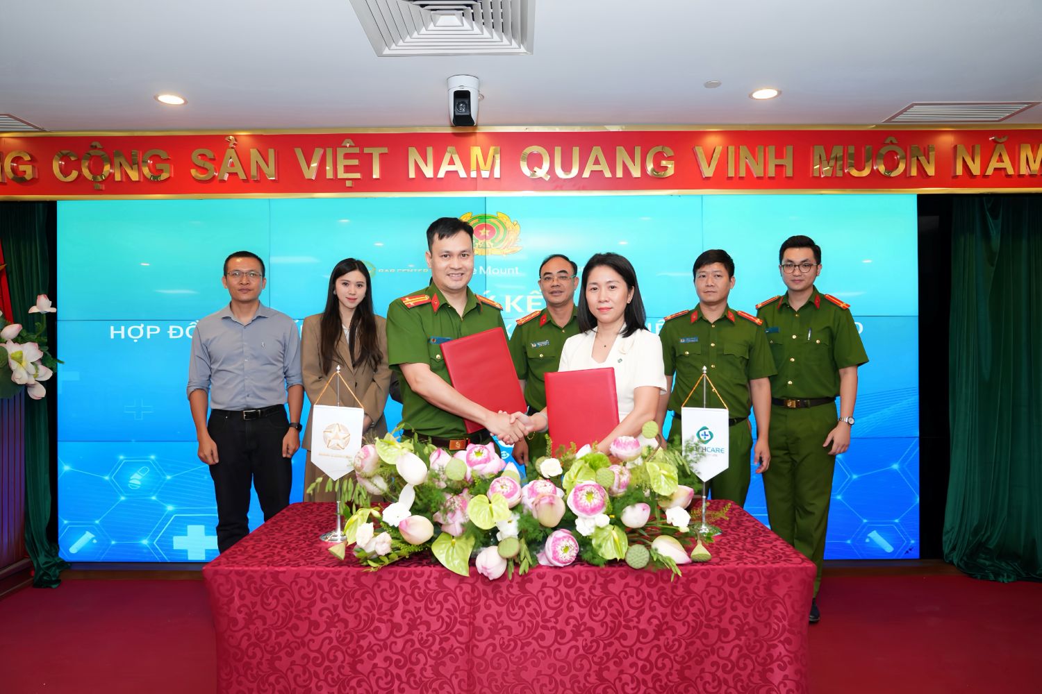 Xác thực điện tử qua VNeID: Nâng cao an toàn, thuận tiện cho người dân khi sử dụng dịch vụ số