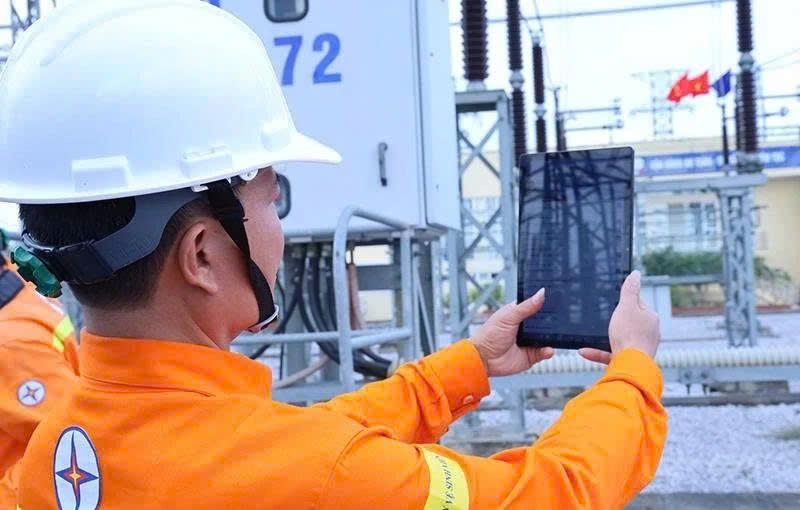 Ứng dụng công nghệ - đột phá trong vận hành truyền tải điện